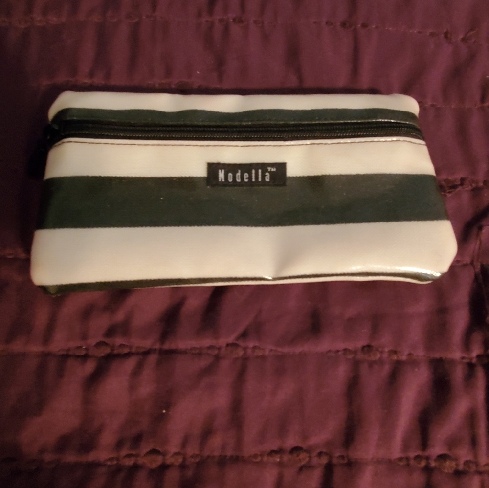 Jewelry Pouch - Picture 2 of 5